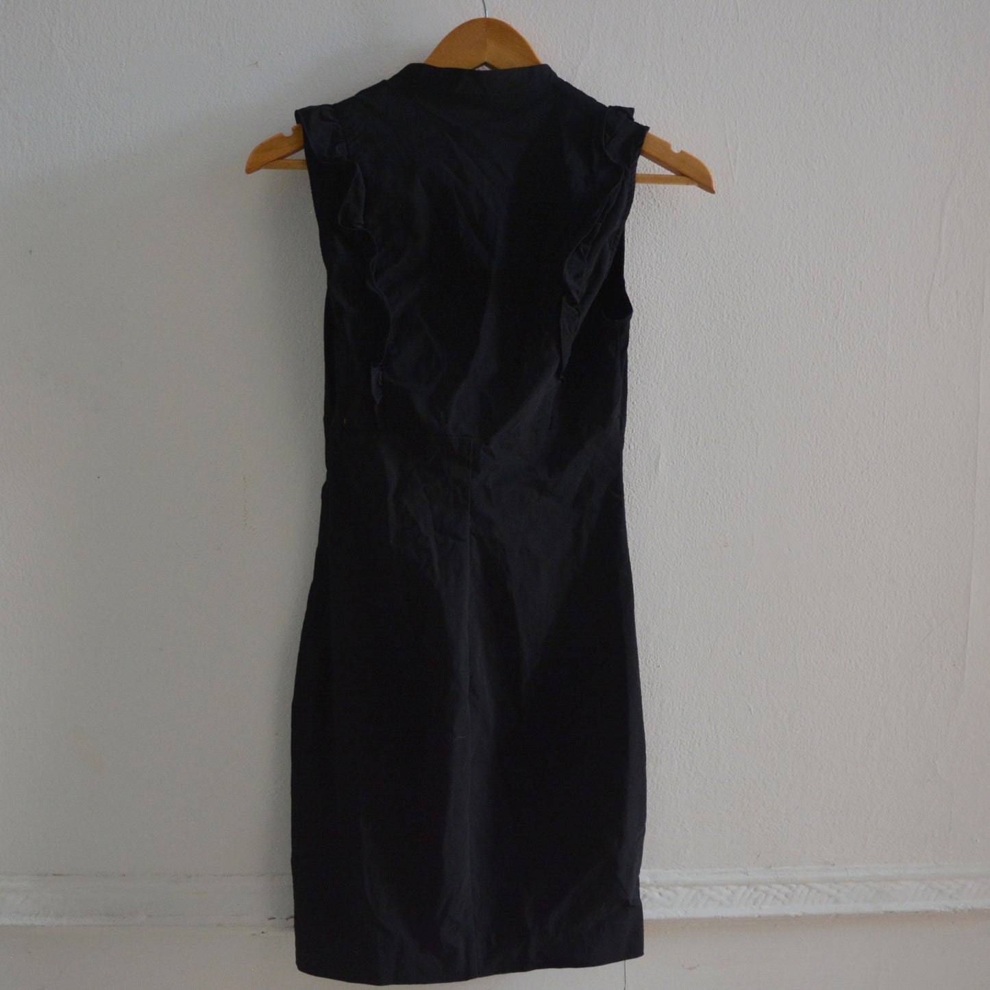 Vestido negro Zara escote v talle M