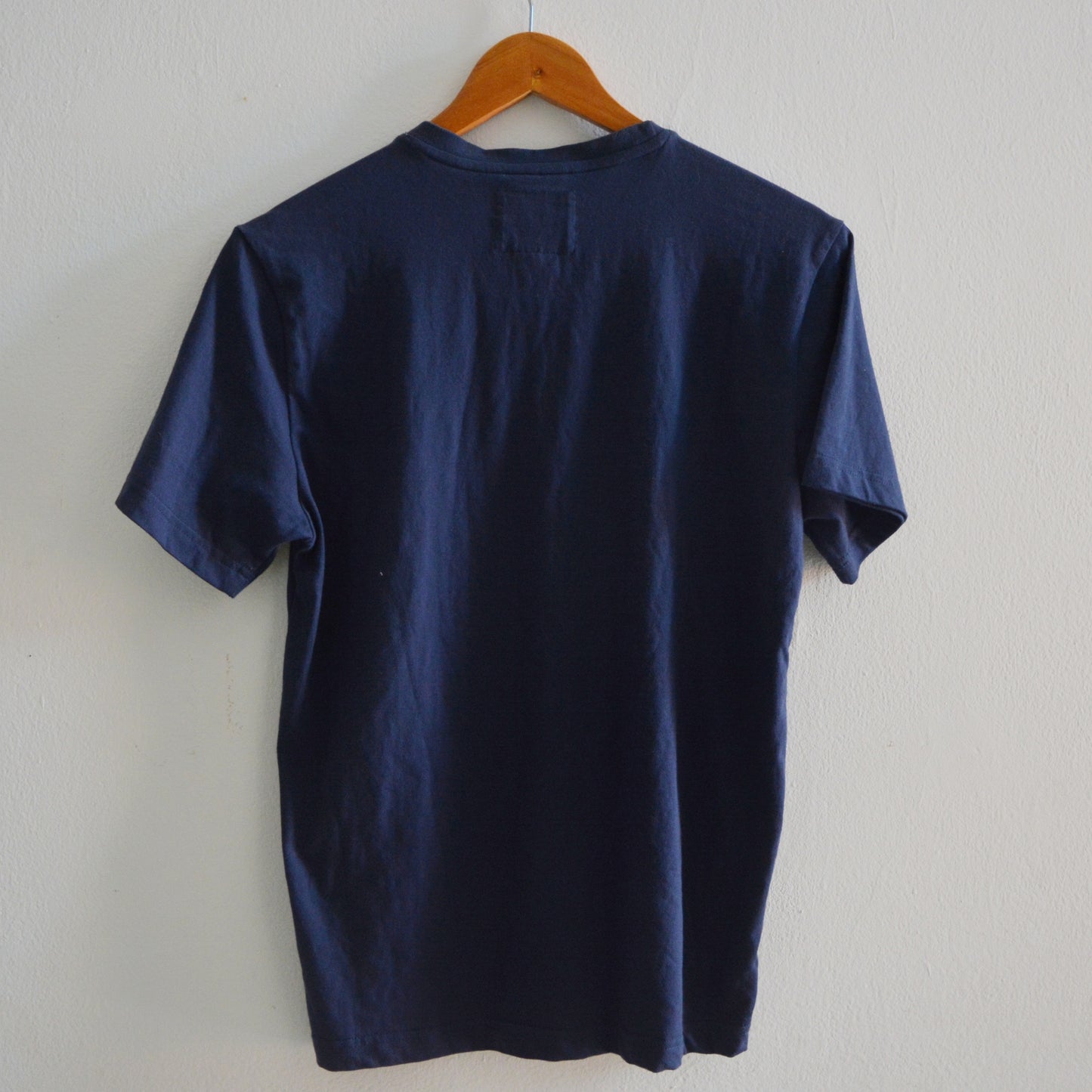 Remera azul marino manga corta Legacy talle xs